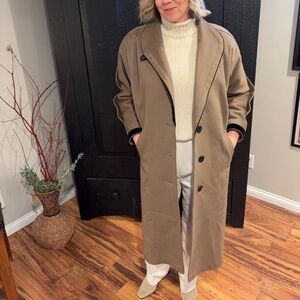 Vintage women’s 80s Wool Long Coat